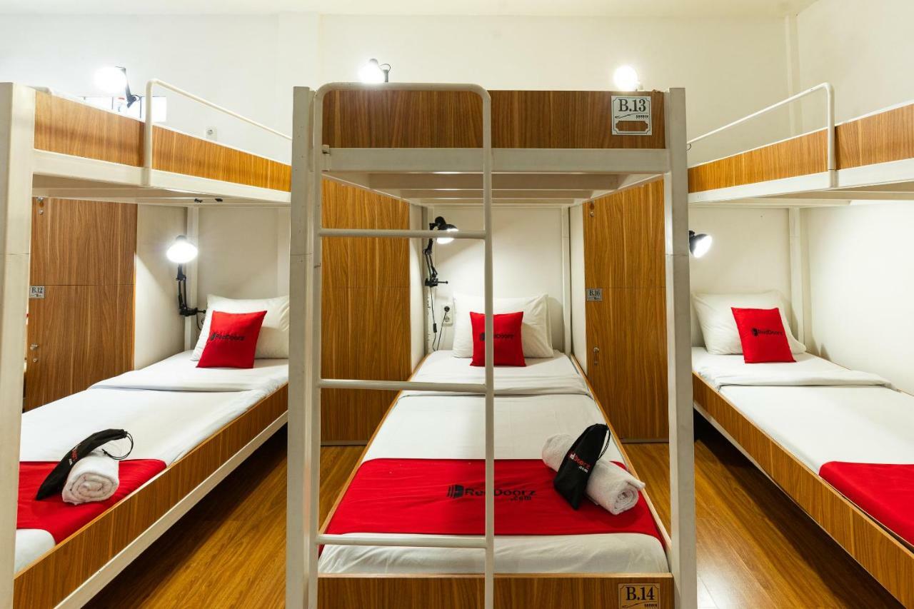 Reddoorz Hostel @ Dago 2 Bandung Exterior photo